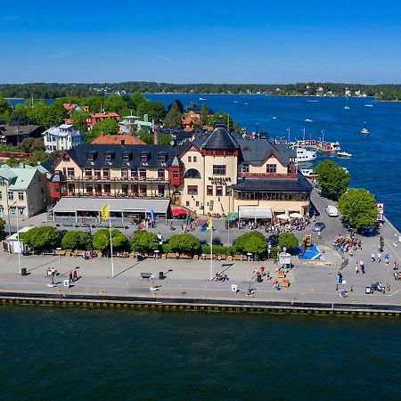 Waxholms Hotell Vaxholm Bagian luar foto