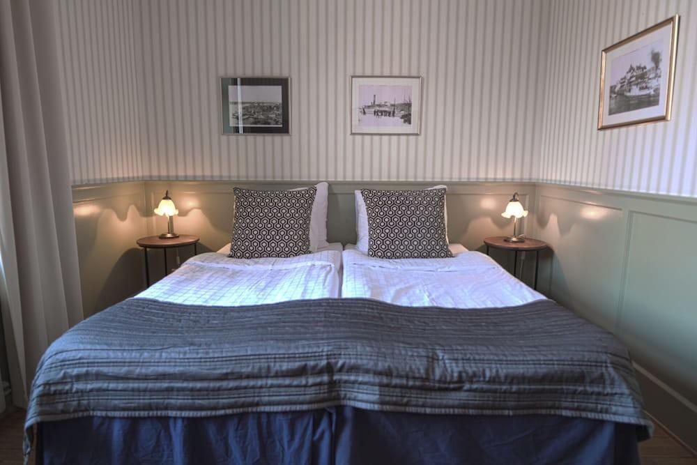 Waxholms Hotell Vaxholm Bagian luar foto
