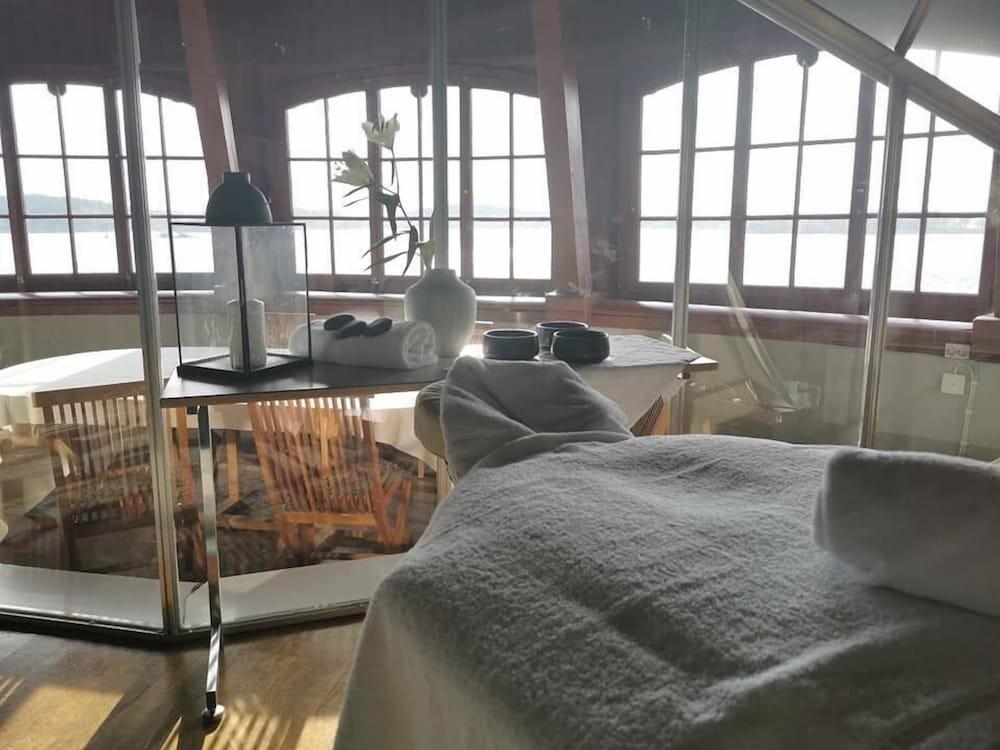 Waxholms Hotell Vaxholm Bagian luar foto